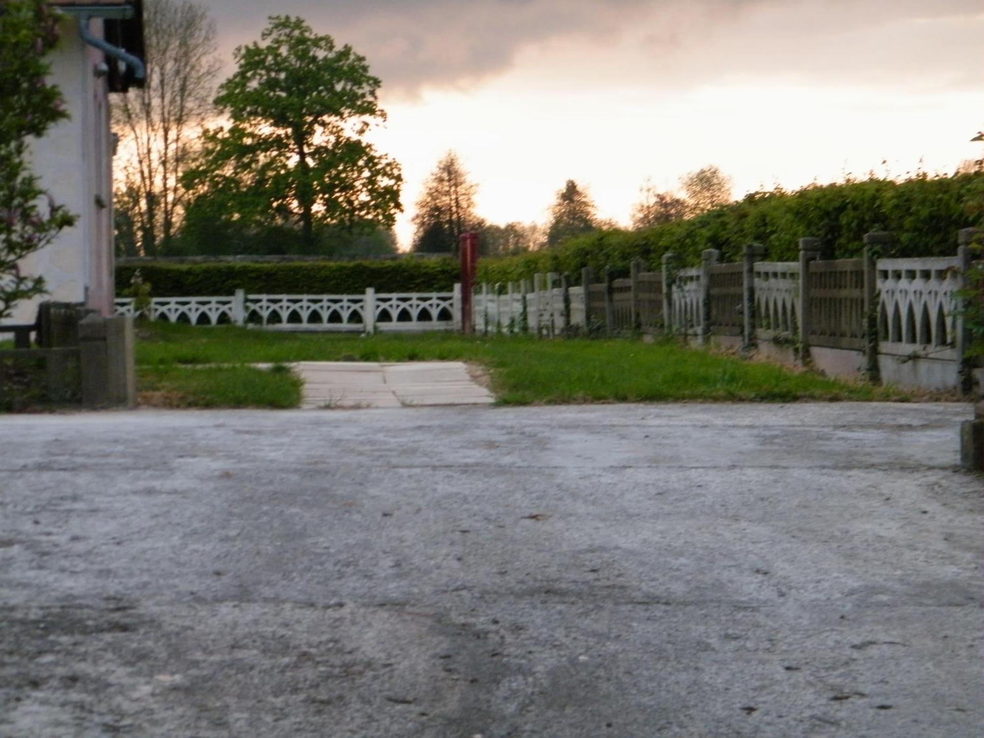 L'Arra De La Roseraie Bonnebosq Exterior foto